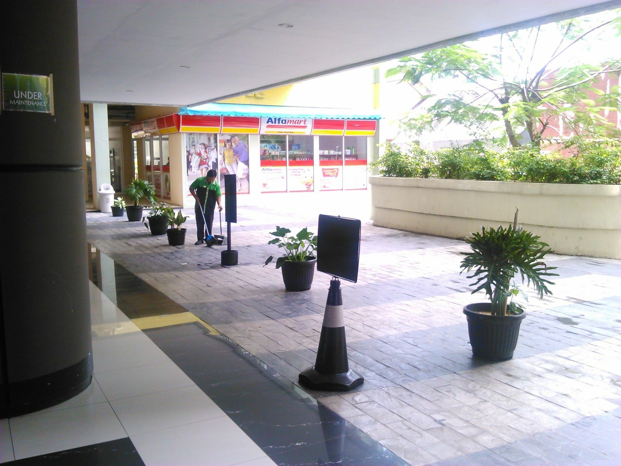 The Suites Metro Apartment - Putri Bandung Exterior foto